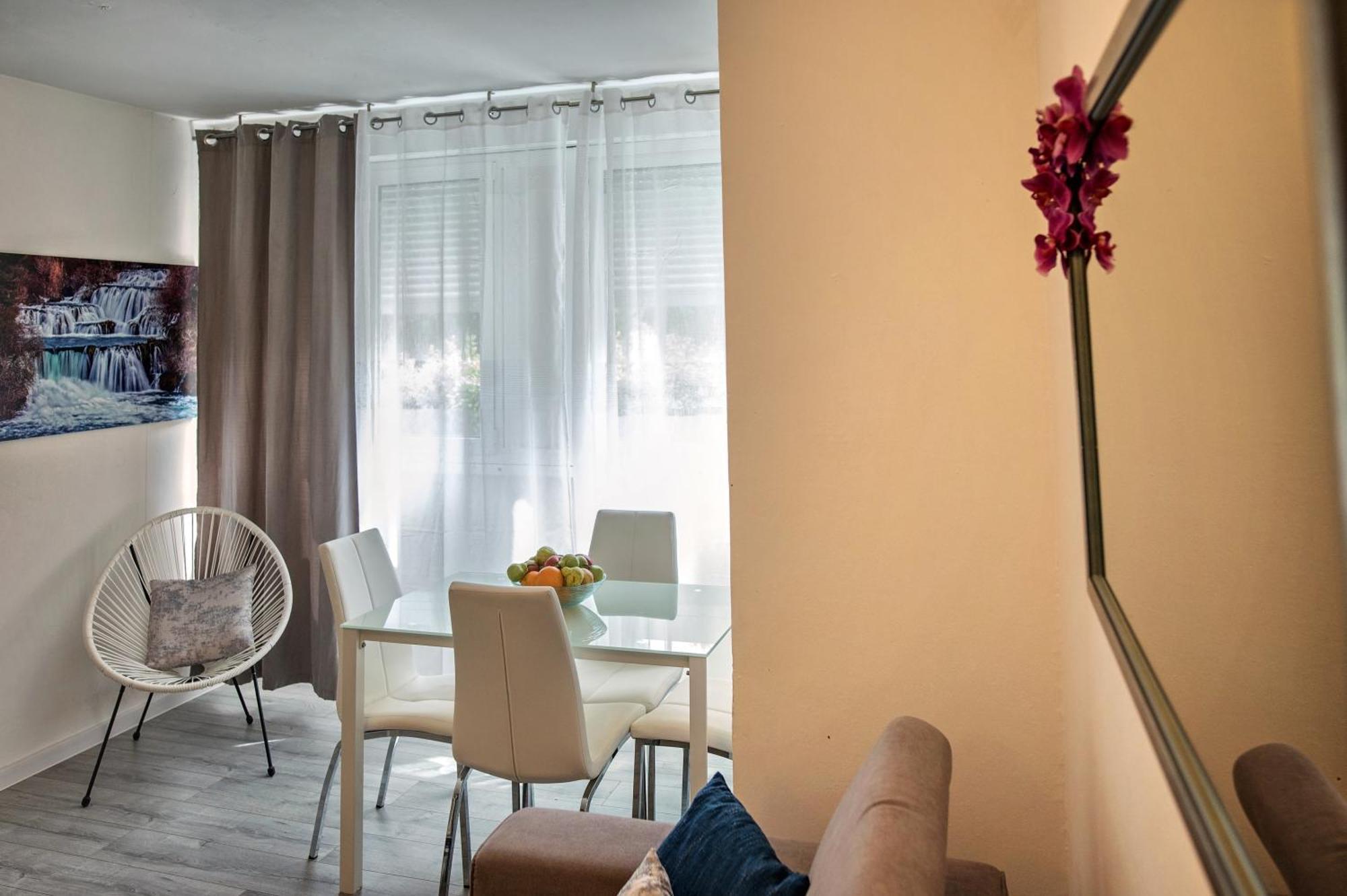 Apartment Pape สปลิท ภายนอก รูปภาพ